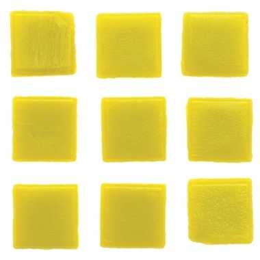 30 stuks vierkante mozaieksteentjes geel 2 cm