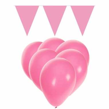 Feestpakket licht roze 15 ballonnen met 2 vlaggenlijnen