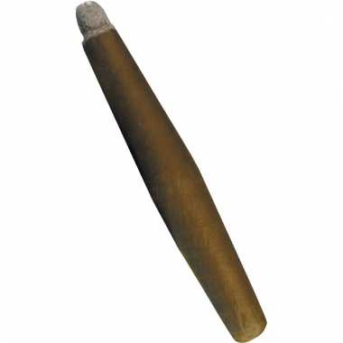 Jumbo sigaar van ongeveer 20 cm lang