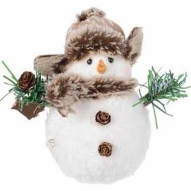 Kerstversiering beeld pluche wit sneeuwpopje 14 cm muts met flapjes