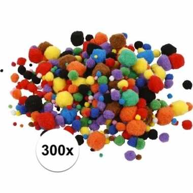 Multi kleur decoratieve pompons 15-40 mm 300