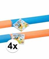 4x krachtige waterspuiten van foam 33 cm