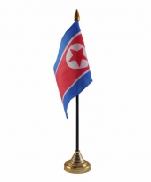 Polyester noord koreaanse vlag voor op bureau 10 x 15 cm