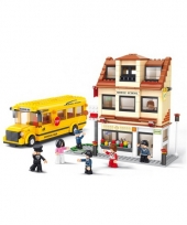 Sluban schoolbus 496 blokjes