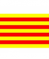 Vlag catalonie met ophangringen 90 x 150 cm